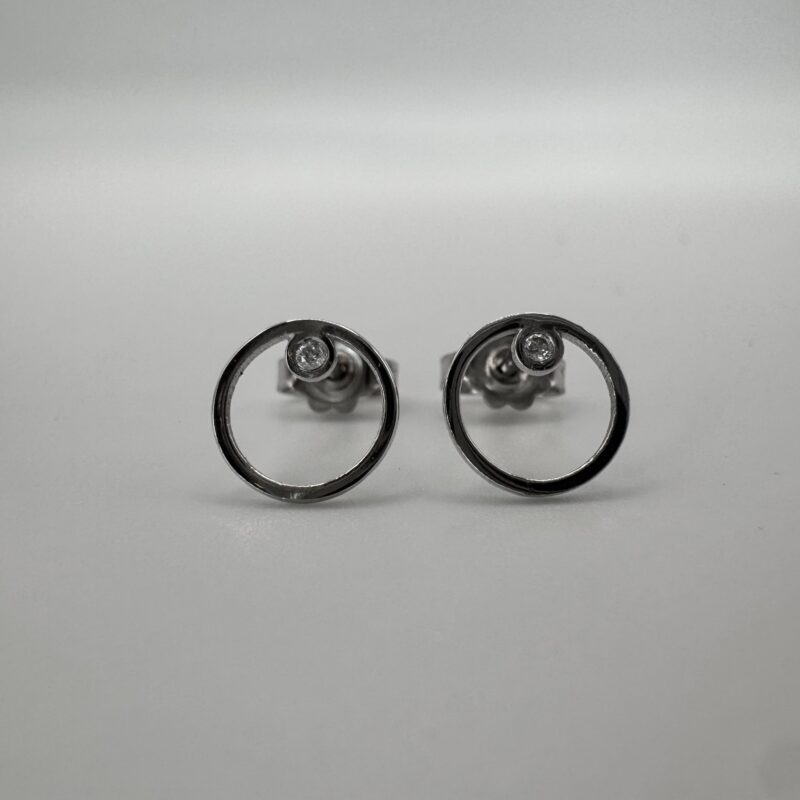 Серьги-пусеты из белого золота 14К с натуральными бриллиантами