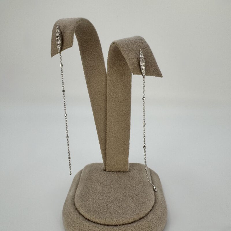 Изящные и безупречные серьги из 14K золота с бриллиантами